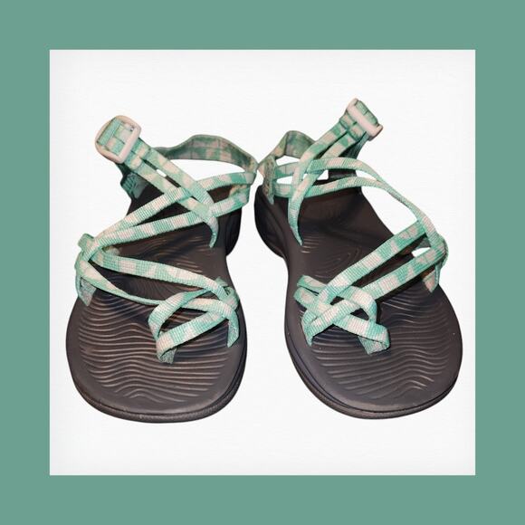 Chaco Women's Sandals – Size 7 – Adventure-Ready & Comfortable! - Picture 2 of 9